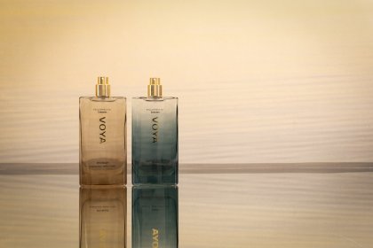 Emirates VOYA perfume collaboration, honeysuckle, citrus, neroli and bergamot, pepper