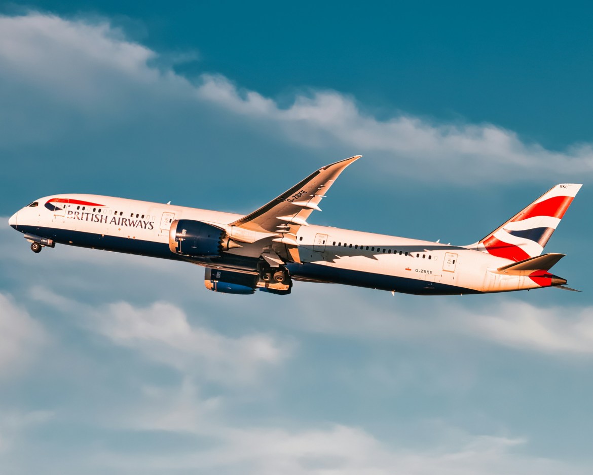 British Airways taking off 