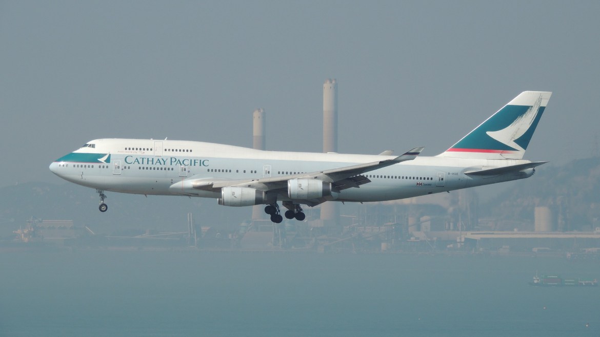 Cathay Pacific Being 747