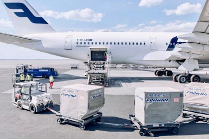 Finnair Cargo Loading