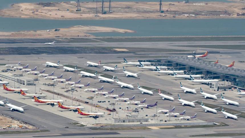 HKIA airrcafts parked