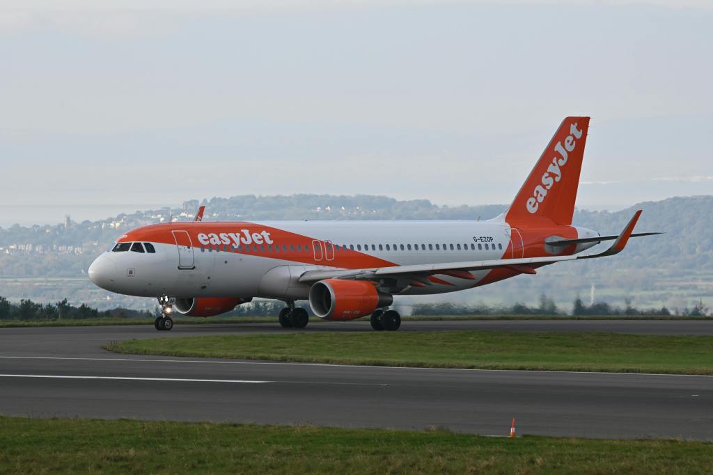 easyJet Plane on the runway by Wayne Jackson