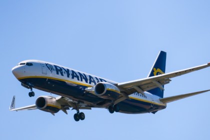 A Ryanair Boeing 737-800 in flight.