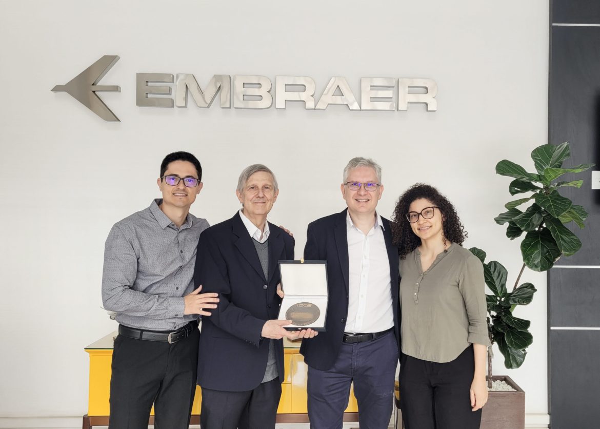 Embraer Team with ICAS Award 