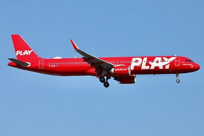 EasyJet, PLAY connect platform, Dohop's innovative interlining technology, Icelandic low-cost carrier PLAY, Iceland