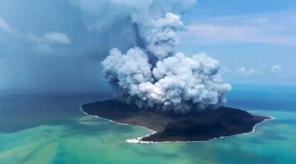 Tonga Volcano Eruption and Tsunami Breaking News