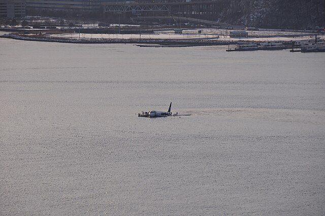 Photograph of the aircraft in the Hudson River